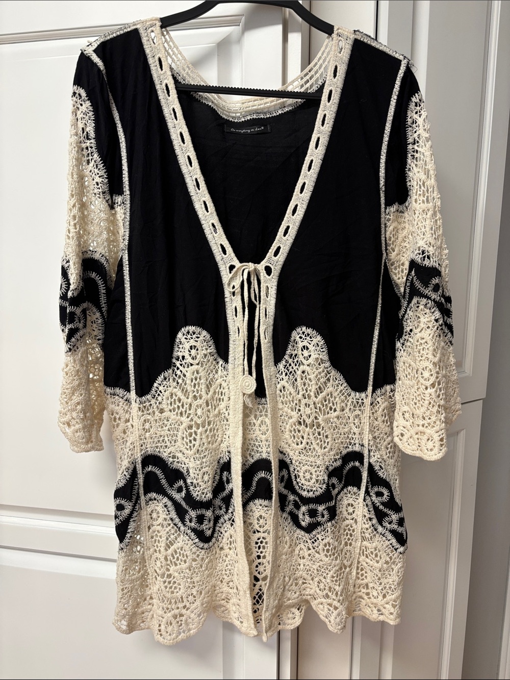 DO EVERYTHING IN LOVE Crochet Lace Cover-Up Tie Front Cardigan O/S